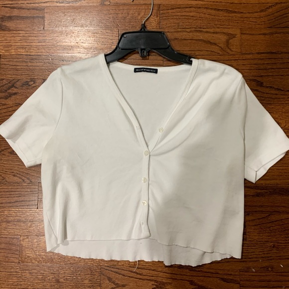 Brandy Melville Tops Cropped White Loose Brandy Melville Top Poshmark